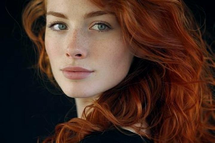 Ariana, 33, a auburn green-eyed ebony companion based in Ciputih. Offering Roleplay, Erotic Massage, Party Girl, A-Level. Available for incall and outcall, d...