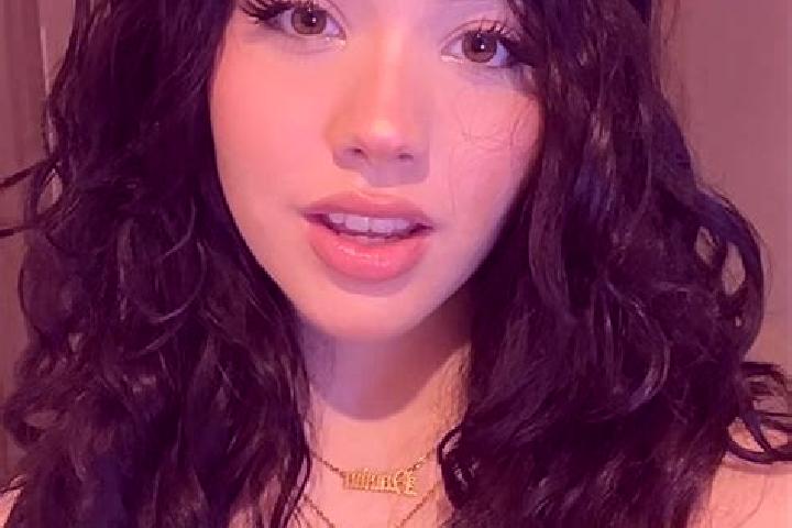 Ariana, 33, a black green-eyed latina companion based in Genzi. Offering Deep French Kissing, Roleplay, Domination, Duos, GFE. Available for incall and outca...