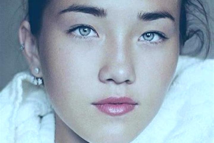 Ariana, 33, a black grey-eyed caucasian companion based in Tamm. Offering Couples, OWO, Tantra. Available for incall and outcall, overnight bookings available.