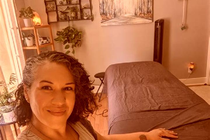 Ariana, 33, a blonde amber-eyed ebony companion based in Boa Cica. Offering BDSM, Couples, 69, Erotic Massage, Girlfriend Experience. Available for incall an...