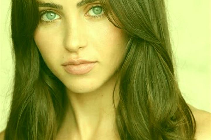 Ariana, 33, a brunette dark-eyed mixed companion based in Lakhipur. Offering CIM, Party Girl, Duos, Dinner Date, Prostate Massage. Available for incall and o...