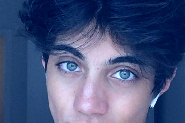 Ariana, 33, a chestnut grey-eyed caucasian companion based in Habere-Poche. Offering GFE, Domination, Striptease, OWO. Available for incall and outcall, over...