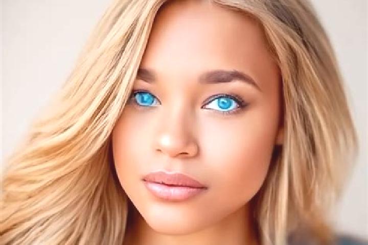Ariana, 33, a dark blonde blue-eyed latina companion based in Barrio Nuevo de los Muertos. Offering Overnight, Erotic Massage, Couples, Prostate Massage, 69....
