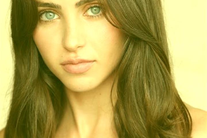 Ariana, 33, a red brown-eyed caucasian companion based in Tamberu. Offering Striptease, Travel Companion, Duos. Available for incall and outcall, day and eve...