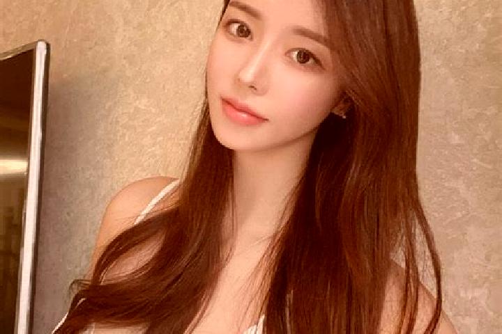 Ariana, 33 — Escort in Dayingjie, China