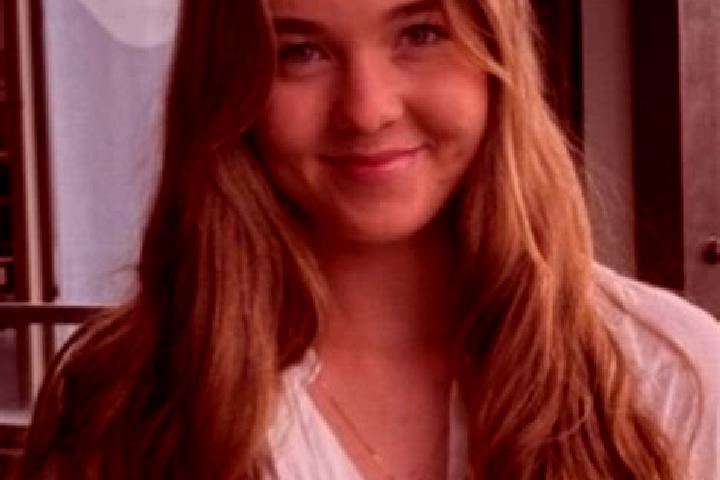 Ariana, 33 — Escort in Griffin, Australia