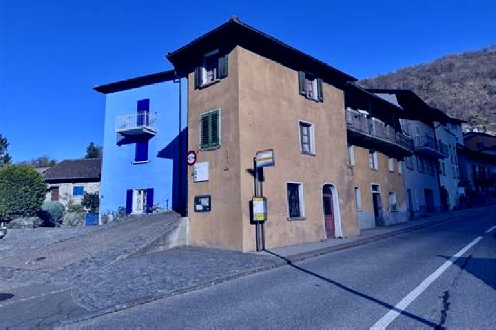 Ariana, 33 — Escort in Pianezzo, Switzerland