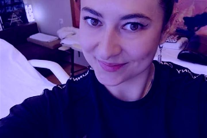 Ariana, 34, a black dark-eyed mediterranean companion based in Starechovice. Offering Erotic Massage, Roleplay, Domination, Girlfriend Experience. Available ...