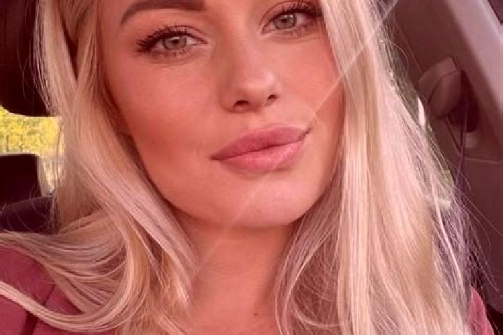 Ariana, 34, a blonde hazel-eyed slavic companion based in Cicarlau. Offering A-Level, Travel Companion, Striptease. Available for incall and outcall, day and...