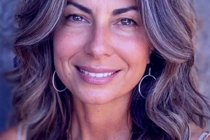 Ariana, 34, a brunette grey-eyed slavic companion based in Djavahana. Offering Massage, OWO, Dinner Date, Travel Companion. Available for incall and outcall,...