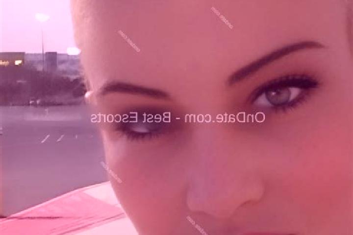 Ariana, 34 — Escort in Copiague, United States