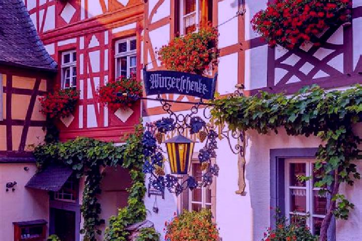Ariana, 34 — Escort in Dorrmoschel, Germany