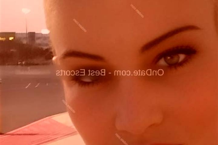 Ariana, 34 — Escort in Leshukonskoye, Russia