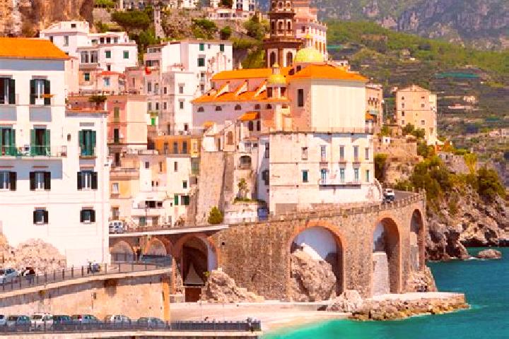 Ariana, 34 — Escort in Mediis, Italy