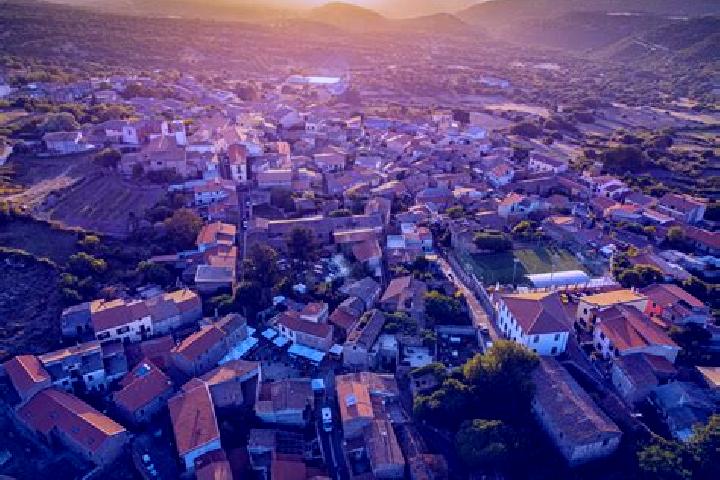 Ariana, 34 — Escort in Neoneli, Italy