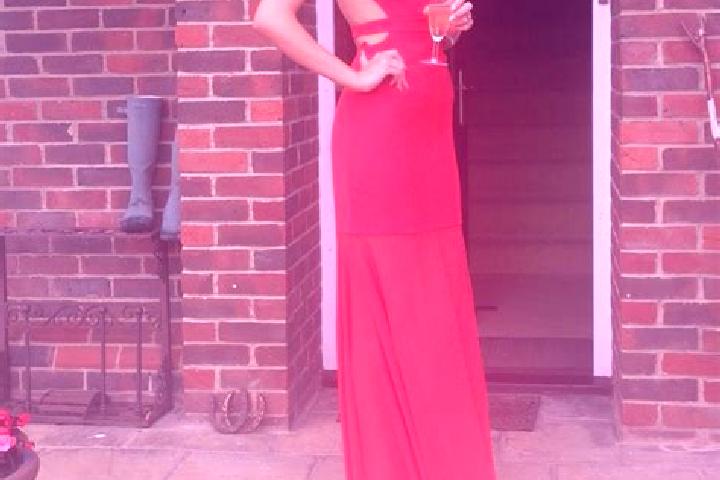 Ariana, 34 — Escort in Potterne, United Kingdom