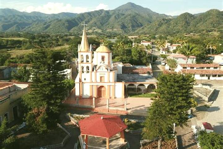 Ariana, 34 — Escort in San Luis Amatlan, Mexico