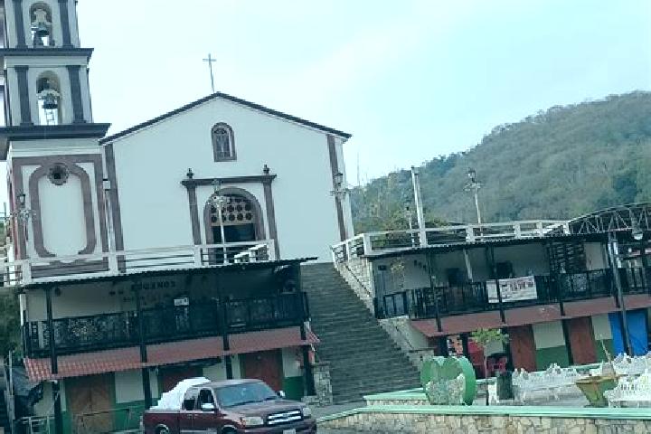 Ariana, 34 — Escort in San Martin Chalchicuautla, Mexico