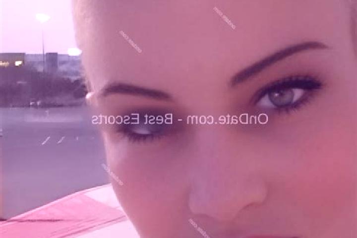 Ariana, 34 — Escort in Walkerton, United States