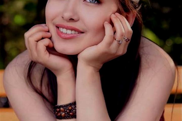Ariana, 35, a red blue-eyed asian companion based in Tarlisua. Offering Party Girl, Massage, Travel Companion, CIM, Prostate Massage. Available for incall an...