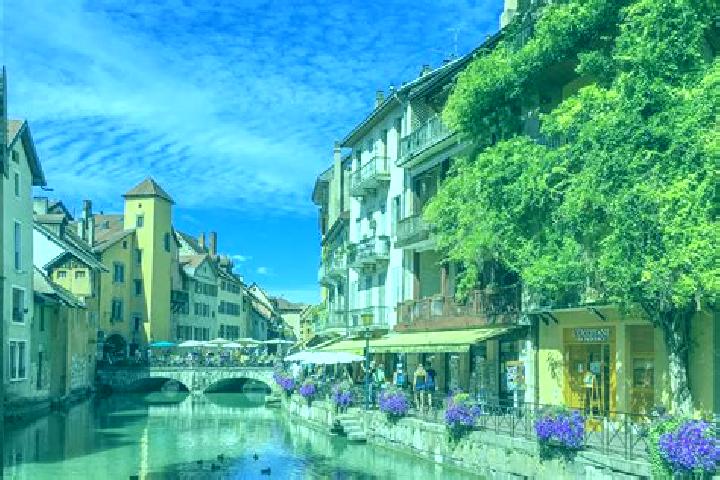 Ariana, 35 — Escort in Bonnœuvre, France