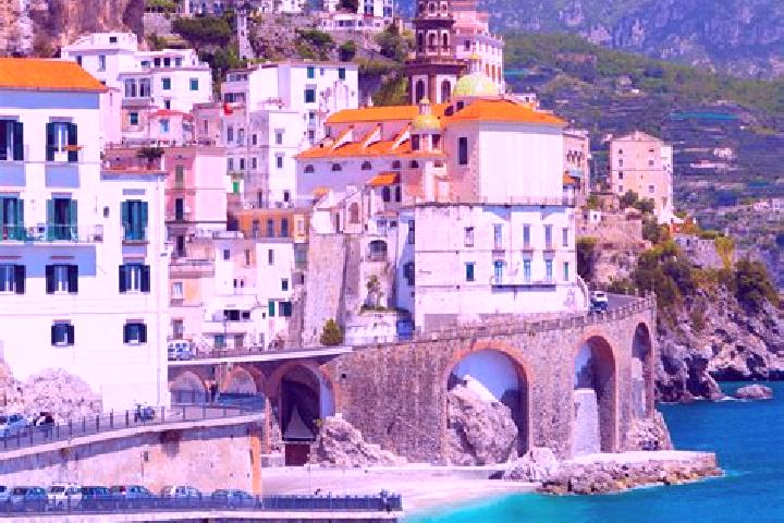 Ariana, 35 — Escort in Canda, Italy