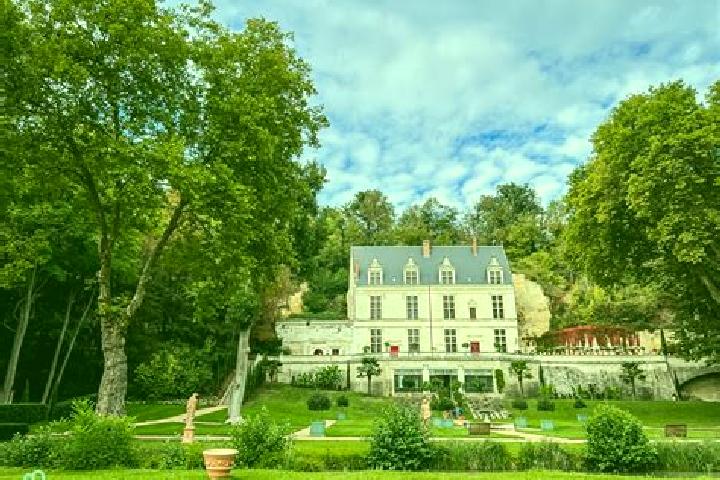 Ariana, 35 — Escort in Chateau-Gaillard, France