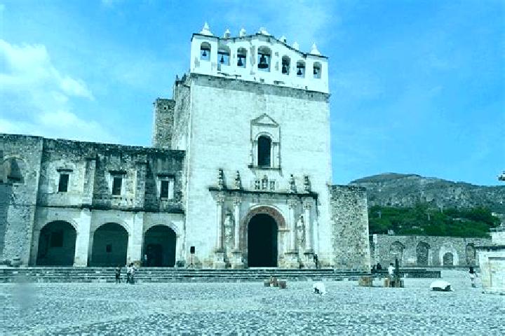 Ariana, 35 — Escort in Chichicaxtla, Mexico
