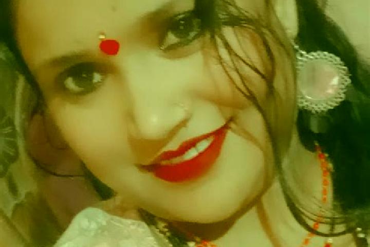 Ariana, 35 — Escort in Loni, India