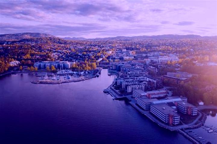 Ariana, 35 — Escort in Lysaker, Norway