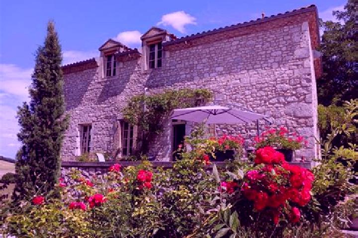 Ariana, 35 — Escort in Montaut, France