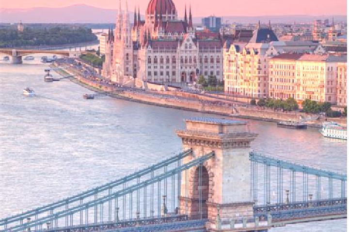 Ariana, 35 — Escort in Parasznya, Hungary