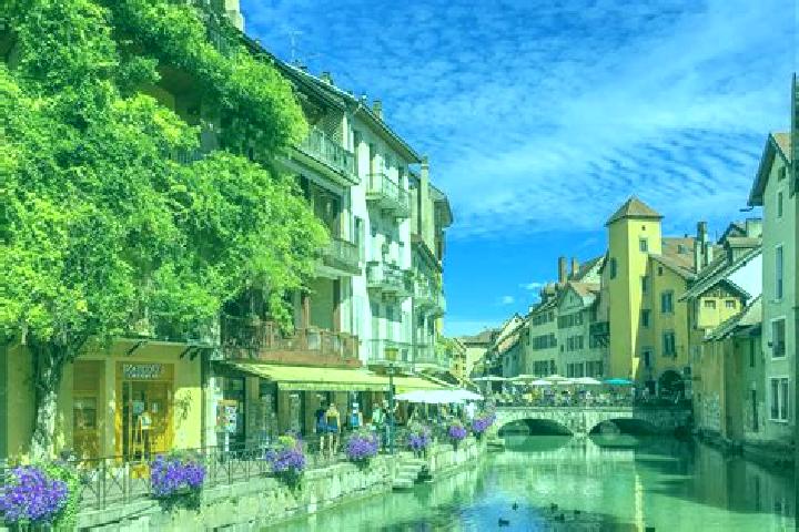 Ariana, 35 — Escort in Piffonds, France