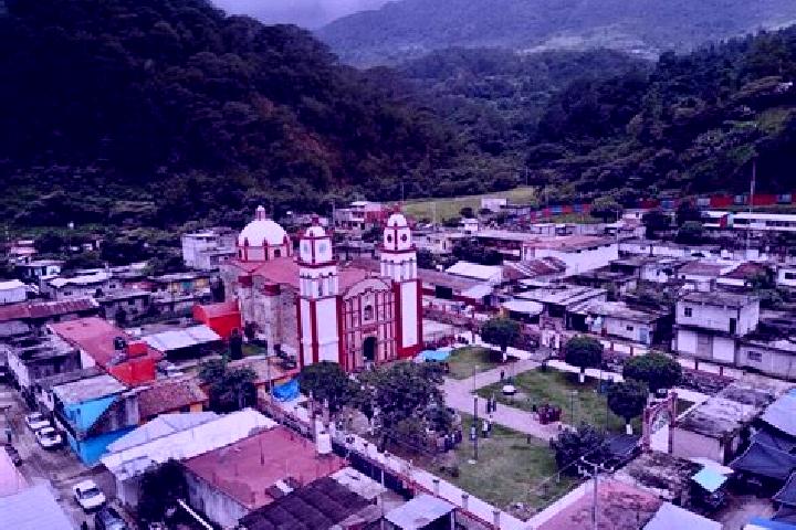 Ariana, 35 — Escort in San Juan Copala, Mexico