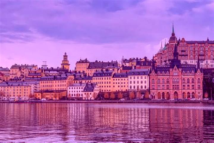 Ariana, 35 — Escort in Saro, Sweden