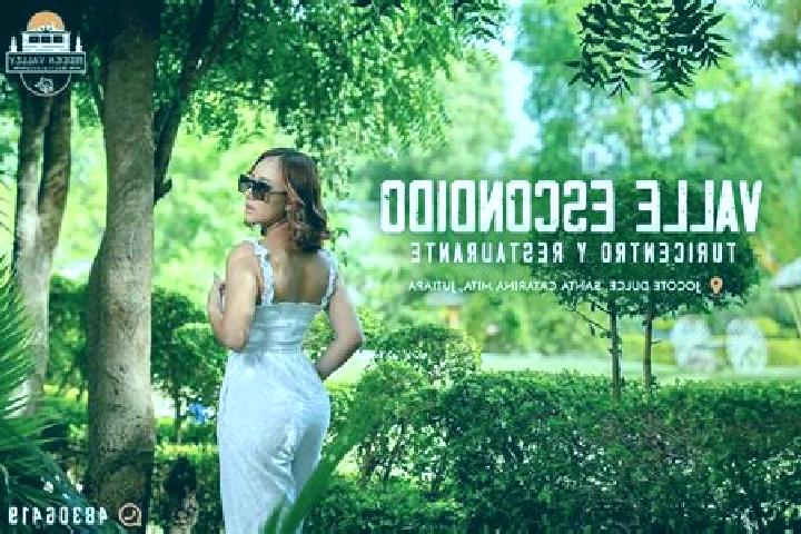 Ariana, 35 — Escort in Valle Escondido, Mexico