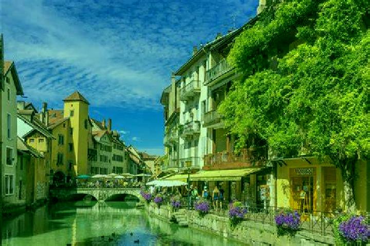 Ariana, 35 — Escort in Voisenon, France