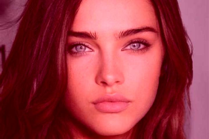Ariana, 36, a brunette blue-eyed european companion based in El Santo. Offering Roleplay, Deep French Kissing, OWO, Massage. Available for incall and outcall...