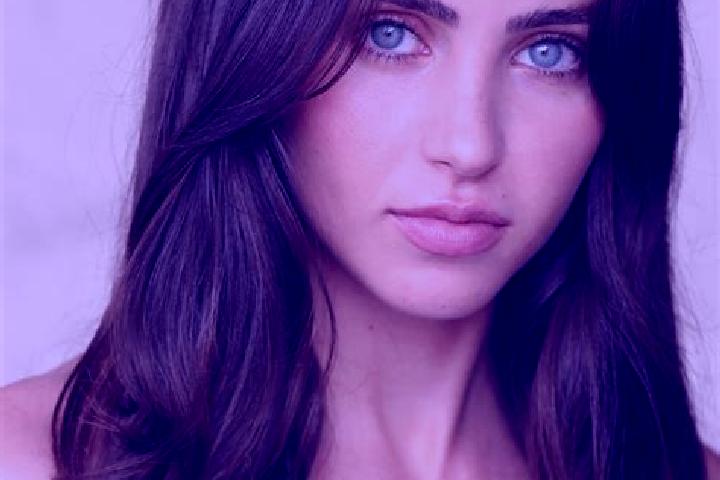 Ariana, 36, a brunette brown-eyed latina companion based in Fagnigola. Offering Dinner Date, Couples, 69. Available for incall and outcall, day and evening d...