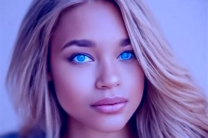 Ariana, 36, a dark blonde blue-eyed latina companion based in Pangulayan. Offering Erotic Massage, Travel Companion, Party Girl, BDSM, A-Level. Available for...