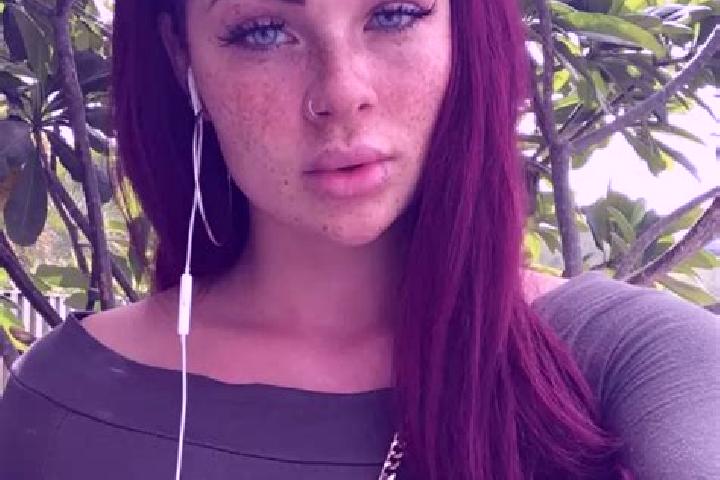 Ariana, 36, a red green-eyed slavic companion based in La Dolorita. Offering A-Level, Roleplay, 69, Fetish. Available for incall and outcall, day and evening...
