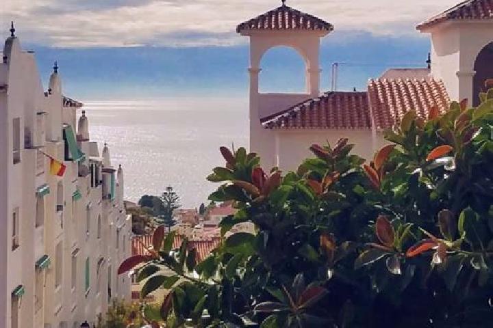 Ariana, 36 — Escort in Rincon de Zapatero, Mexico