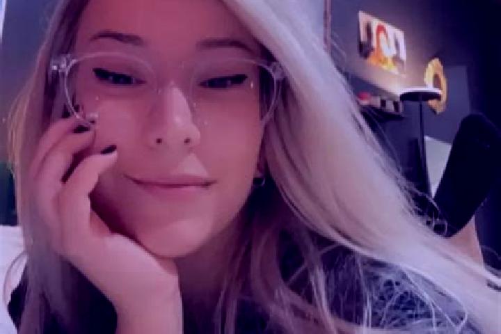 Ariana, 37, a blonde grey-eyed asian companion based in Mont. Offering Overnight, Deep French Kissing, Roleplay. Available for incall and outcall, day and ev...