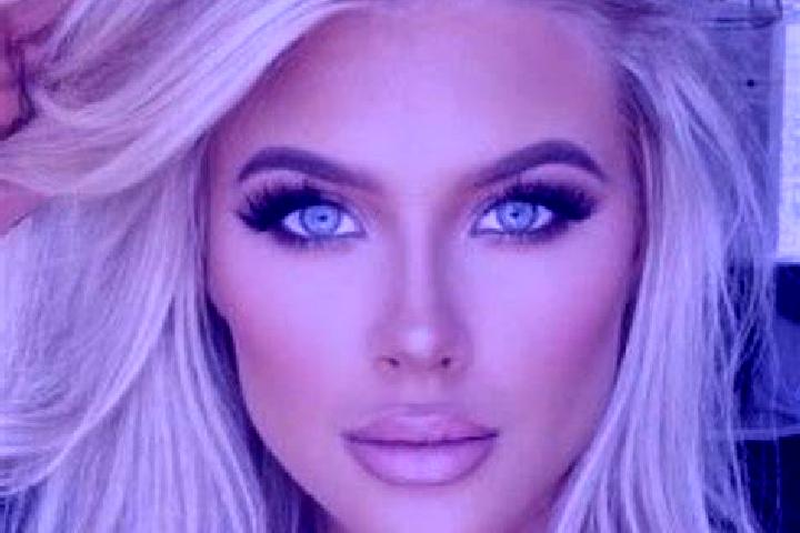 Ariana, 37, a platinum blonde brown-eyed caucasian companion based in Highland West. Offering Overnight, Girlfriend Experience, Roleplay, Prostate Massage. A...