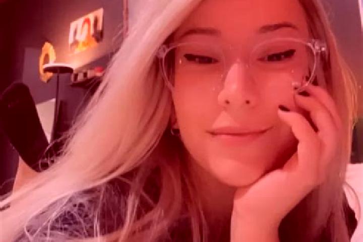 Ariana, 37, a platinum blonde grey-eyed ebony companion based in Sery-les-Mezieres. Offering Overnight, OWO, Dinner Date. Available for incall and outcall, d...
