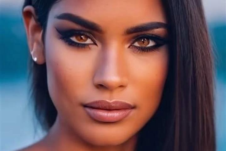 Ariana, 37, a red dark-eyed latina companion based in Lindsdal. Offering Girlfriend Experience, Travel Companion, Domination, Duos. Available for incall and ...