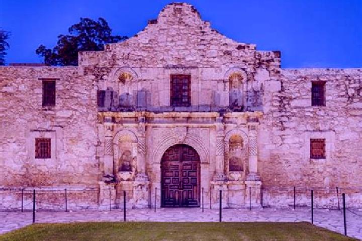 Ariana, 37 — Escort in El Alamo, Mexico