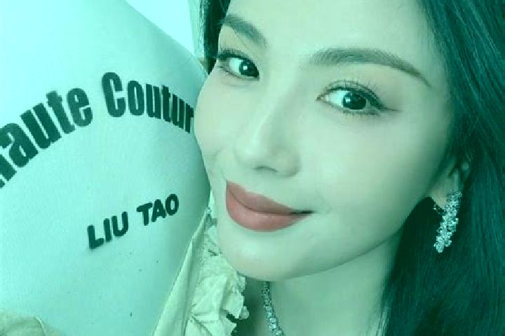 Ariana, 37 — Escort in Liutao, China