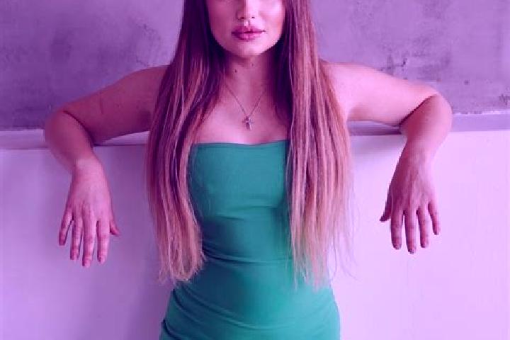 Ariana, 37 — Escort in Prlov, Czech Republic