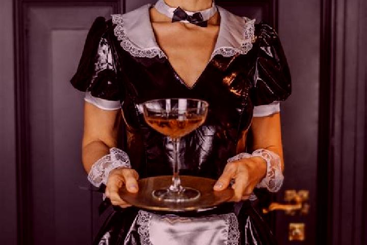 Ariana, 38, a black blue-eyed caucasian companion based in Cluses. Offering Overnight, Deep French Kissing, Dinner Date, GFE. Available for incall and outcal...
